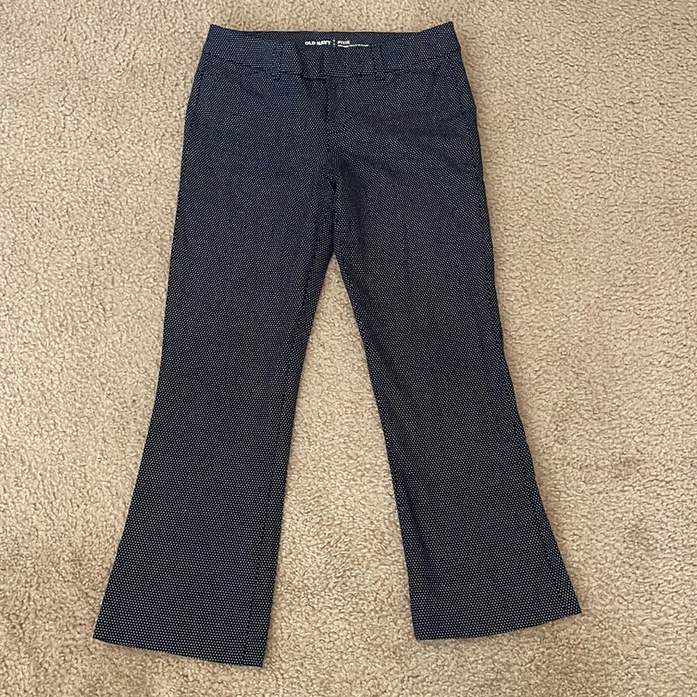 Women’s pixie cropped pants